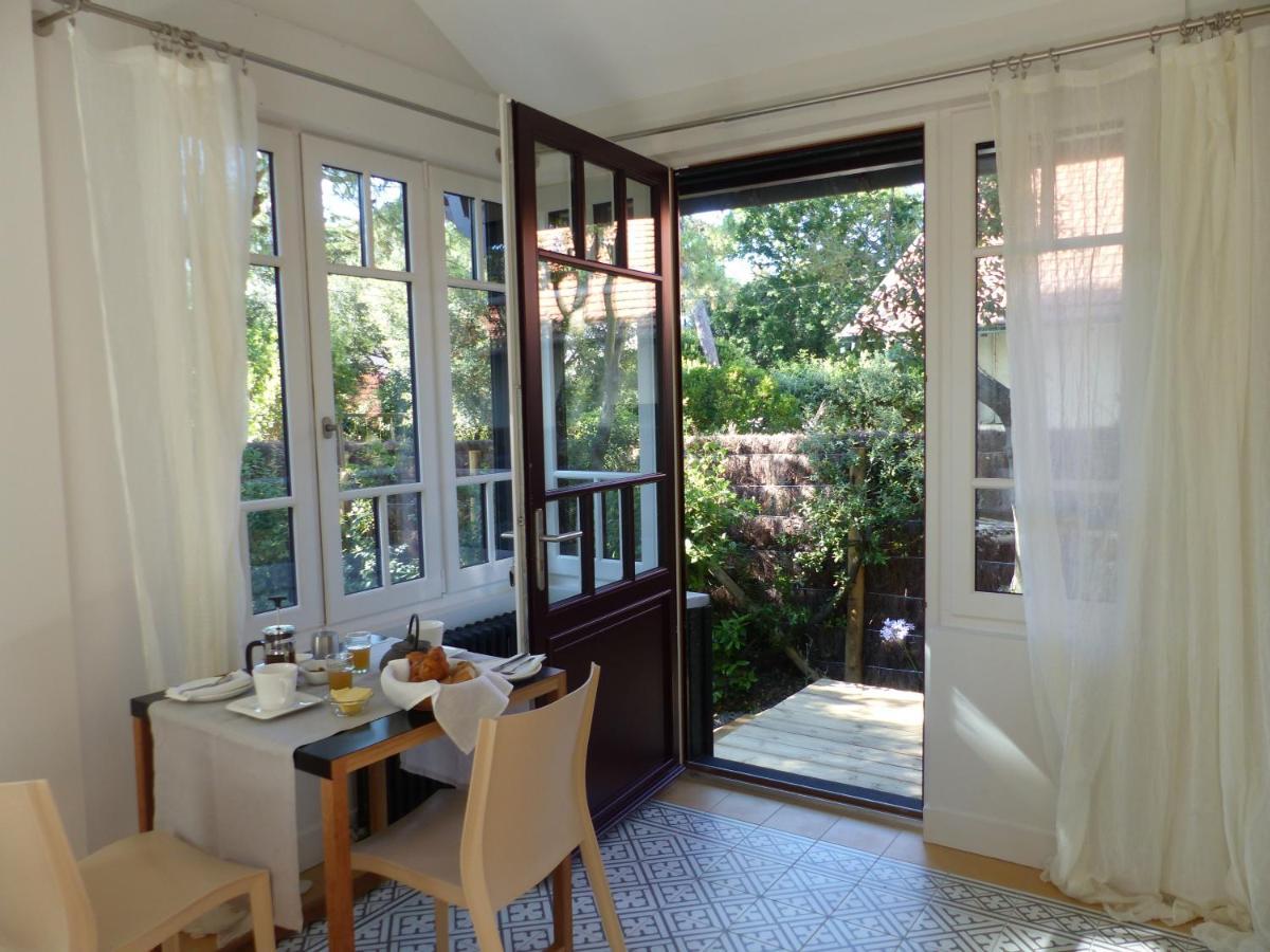 L'Estantat Bed & Breakfast ลาเตสเตอ-เดอ-บูค ภายนอก รูปภาพ